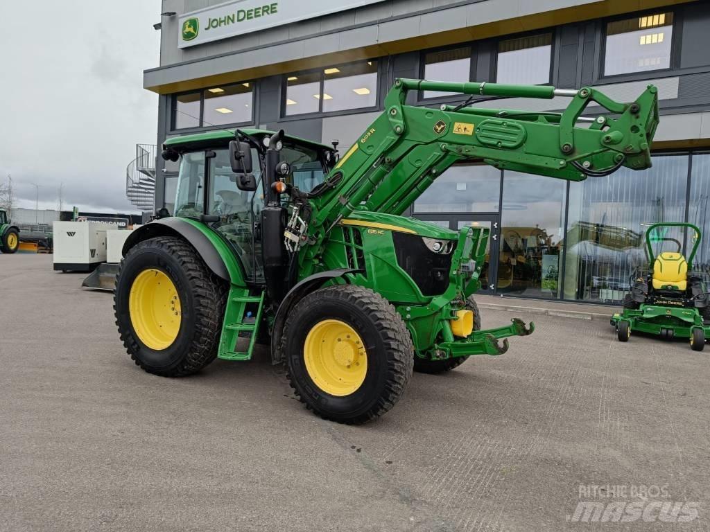 John Deere 6115 RC Tractoren