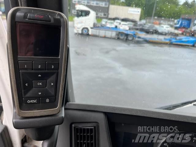 Volvo FMX 500 Vrachtwagen met containersysteem