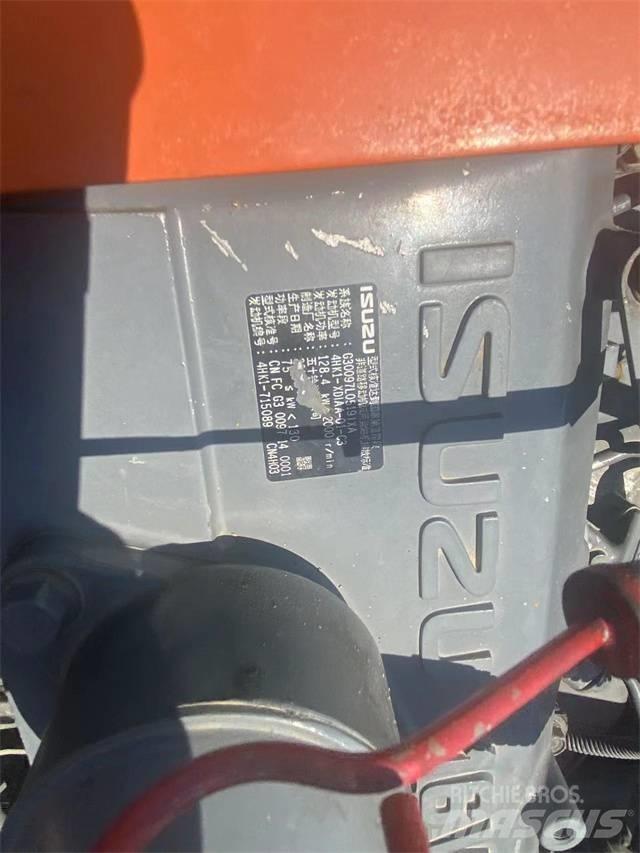 Hitachi ZX 200-3 G Rupsgraafmachines