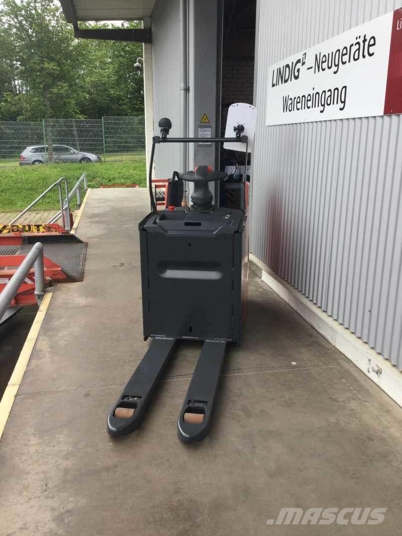 Linde T25FP Zelfrijdende stapelaars