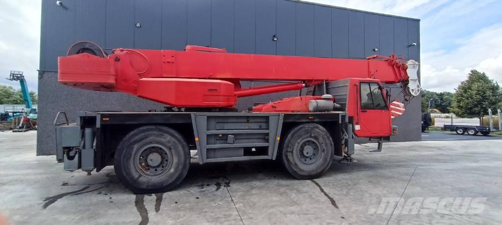 PPM ATT 400 Ruw terrein kranen