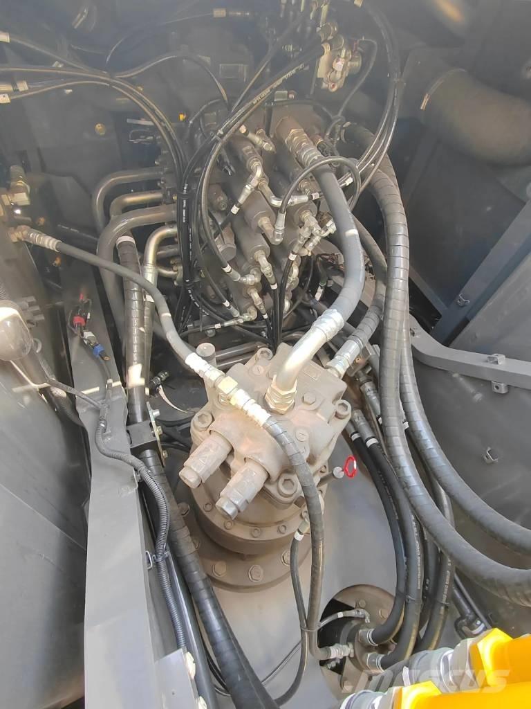 Sumitomo SH210 Rupsgraafmachines