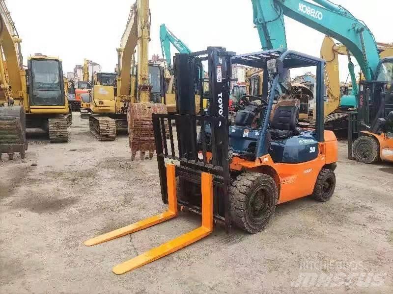 Toyota 7 FD 30 Diesel heftrucks