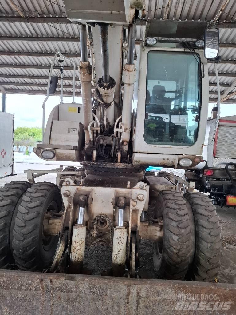 JCB JCB JS 175W Wielgraafmachines
