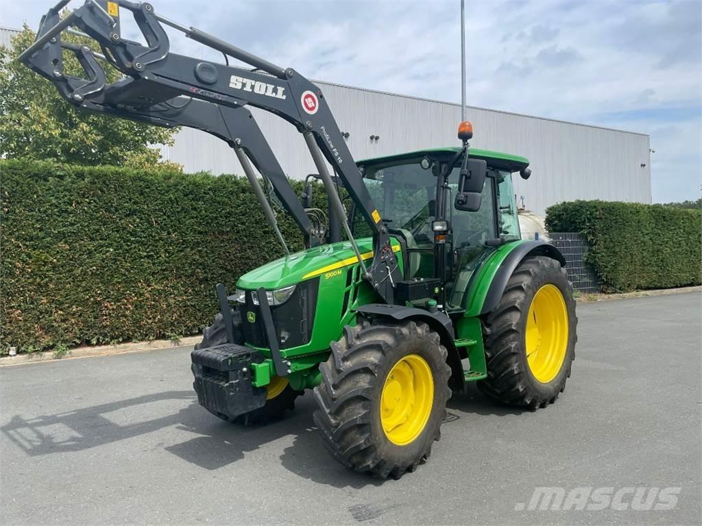 John Deere 5100M Tractoren