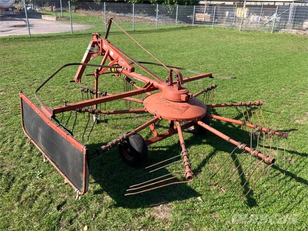 Fella TS 325 Zwadharken