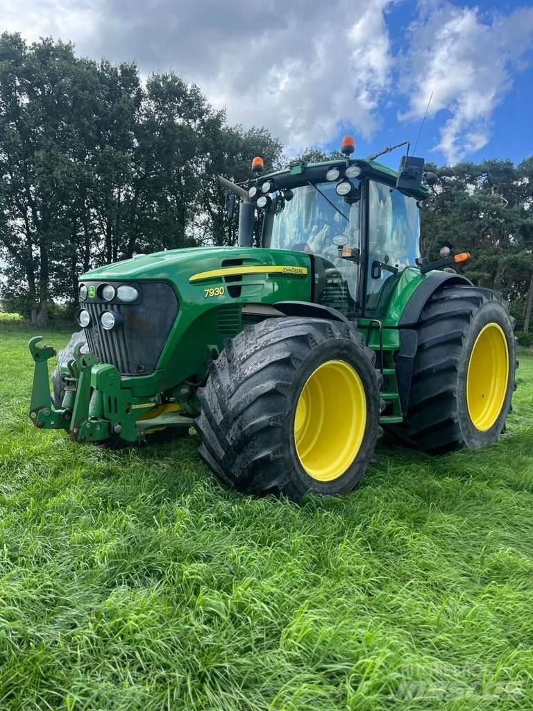 John Deere 7930 Tractoren