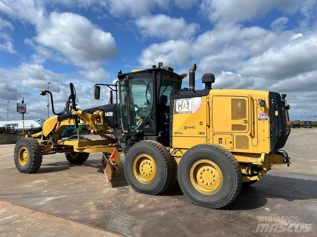 CAT 140M2 Graders