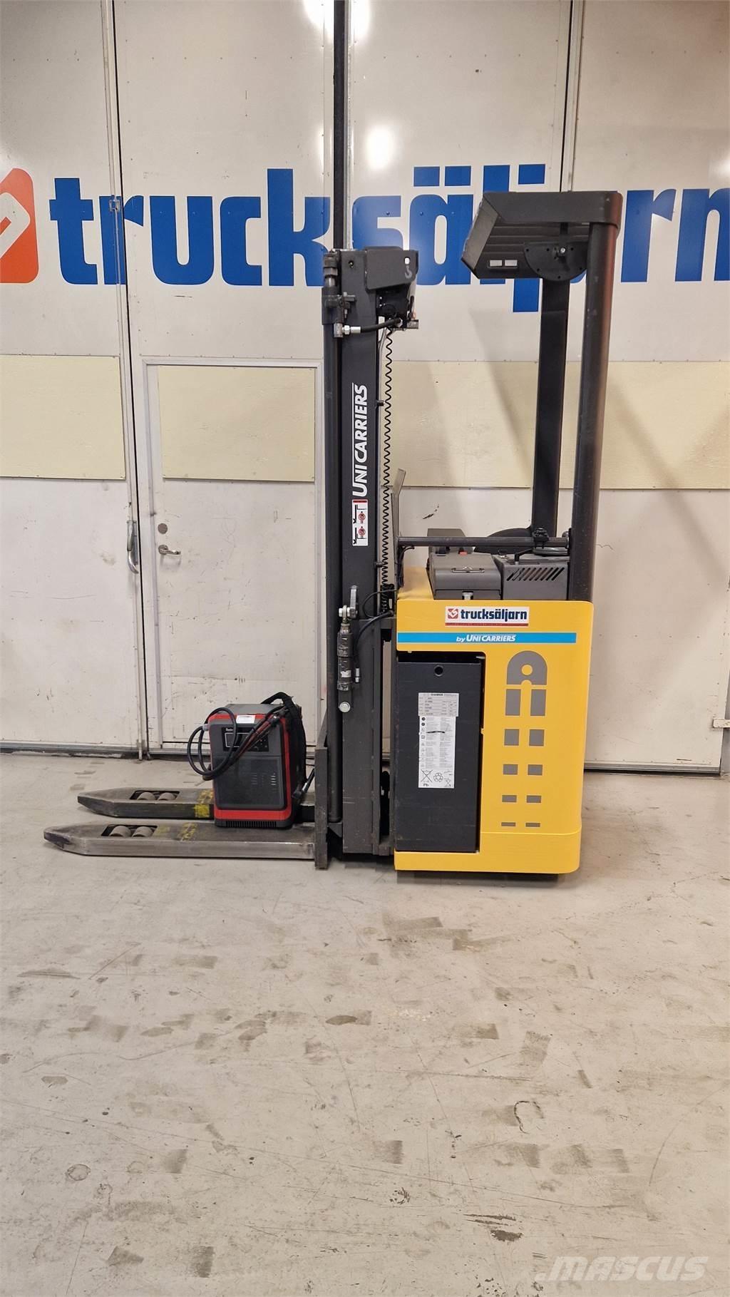 Atlet A160SDTFVHSN Pallettruck met meerij platform