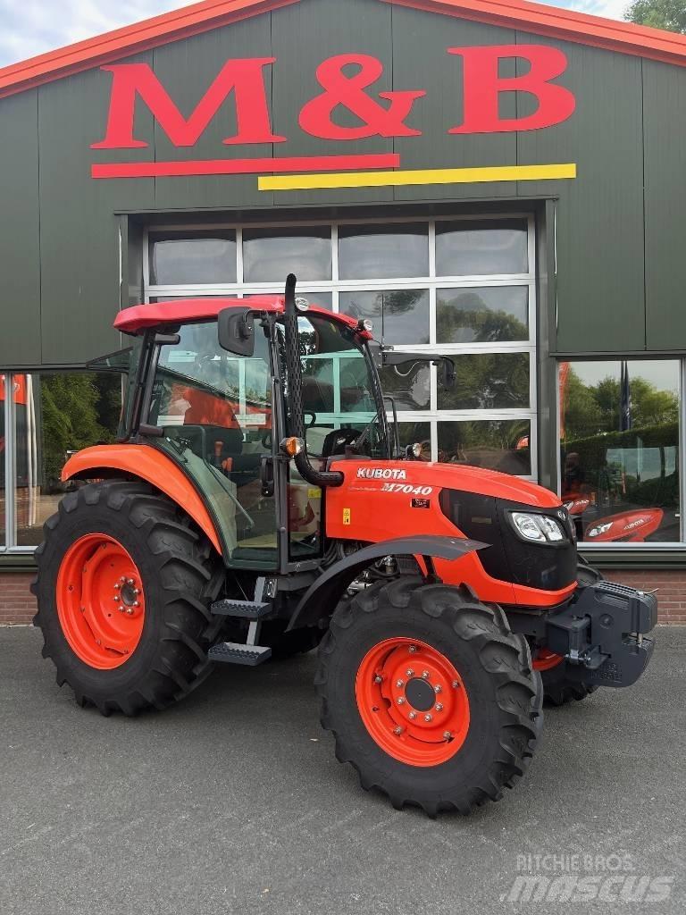 Kubota M 7040 DT Tractoren