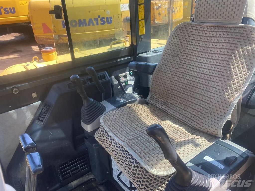 Komatsu PC56 Rupsgraafmachines