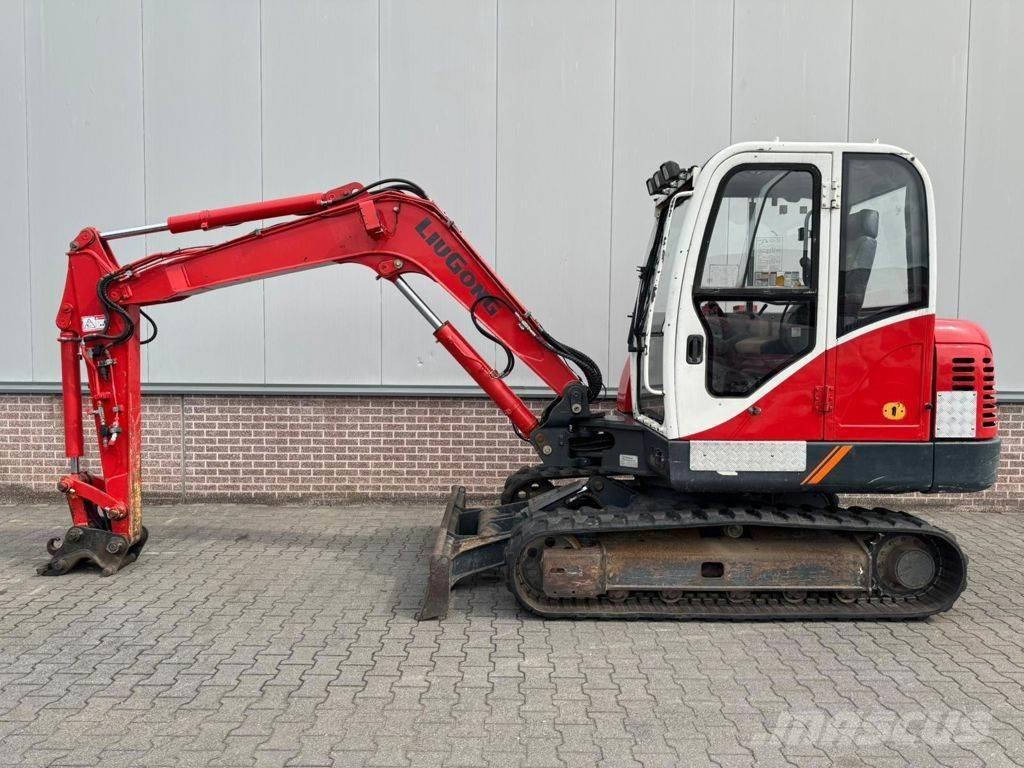 LiuGong CLG906C Rupsgraafmachines