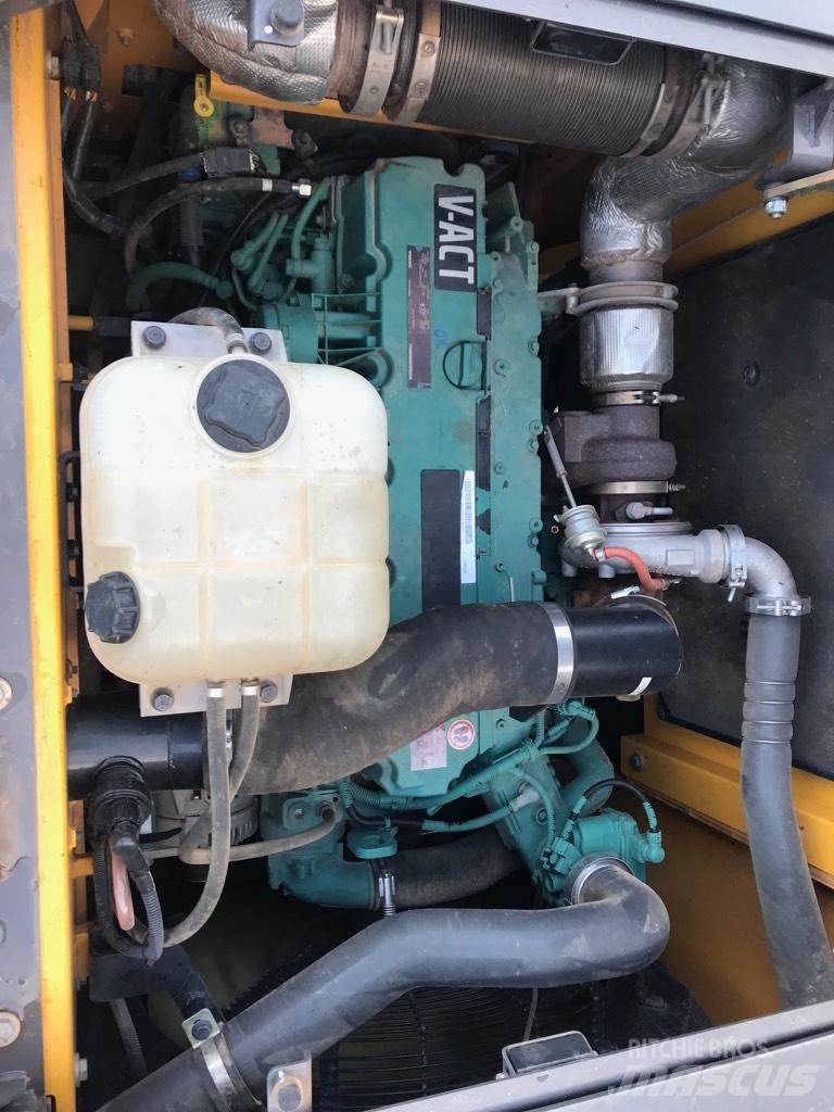 Volvo EC 250 E Rupsgraafmachines