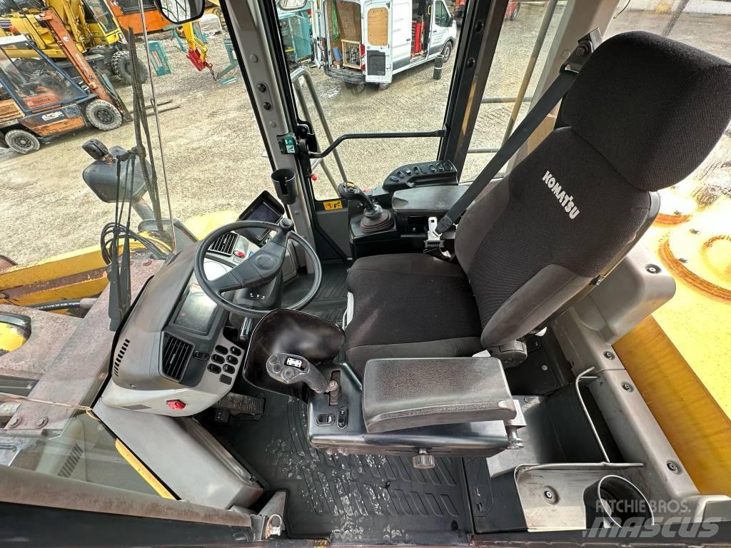 Komatsu WA 500-7 Wielladers
