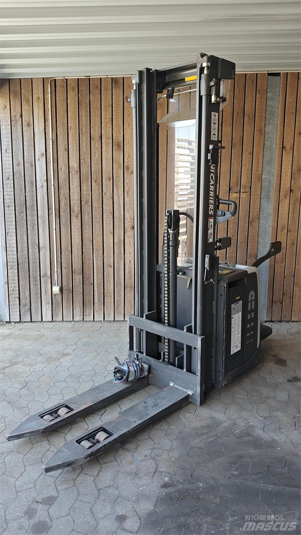 Atlet PSP160 Pallettruck met meerij platform