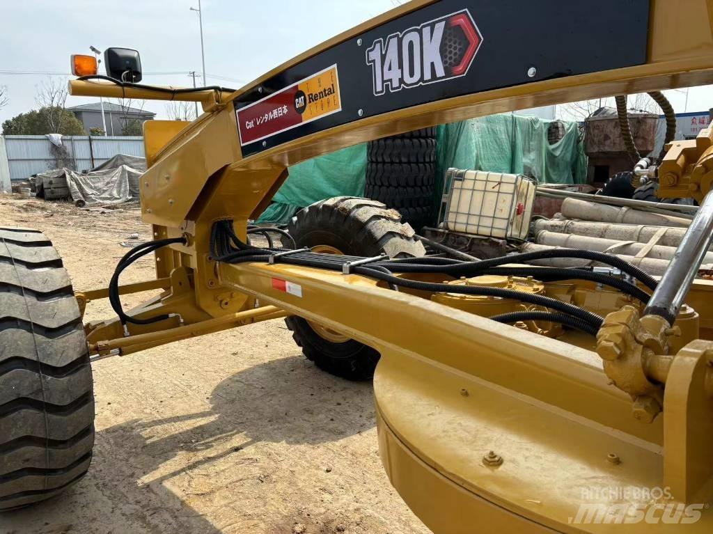 CAT 140 K Graders