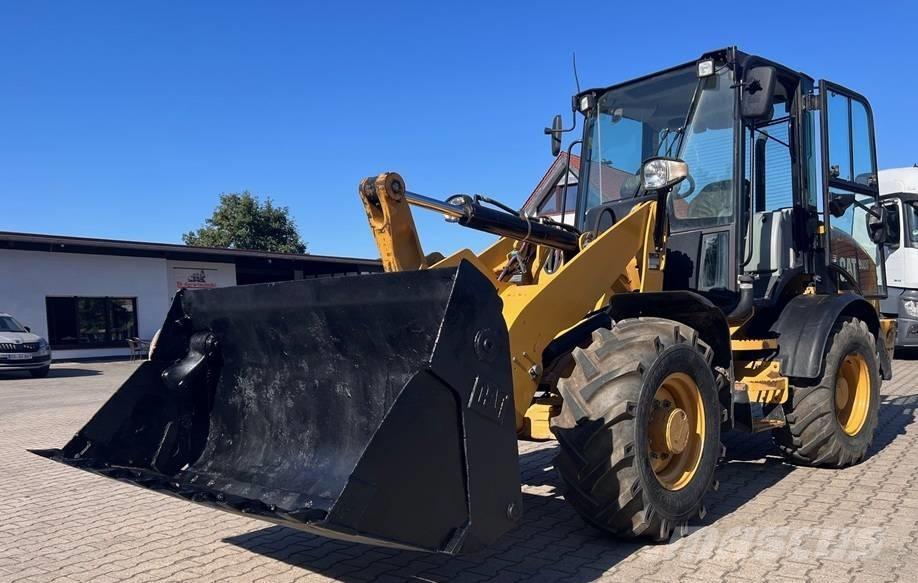 CAT 908M Radlader Wielladers