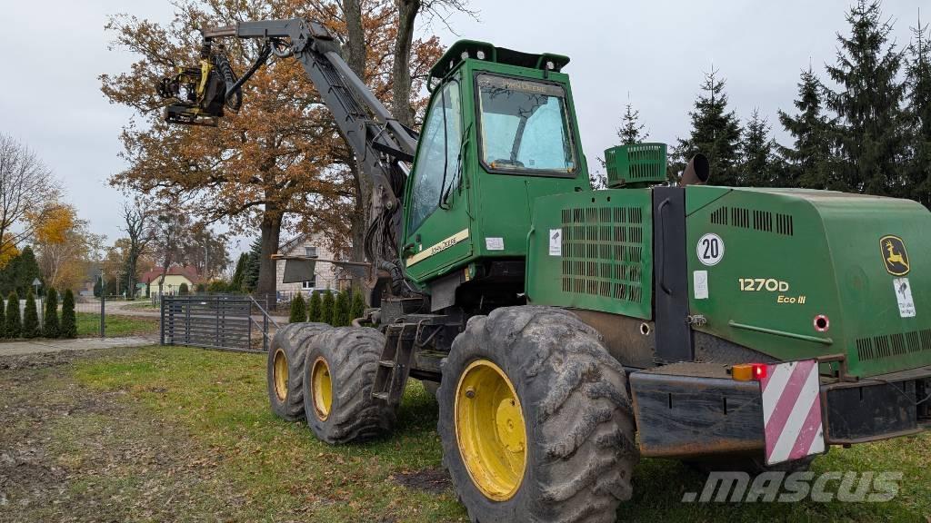 John Deere 1270 D Harvesters