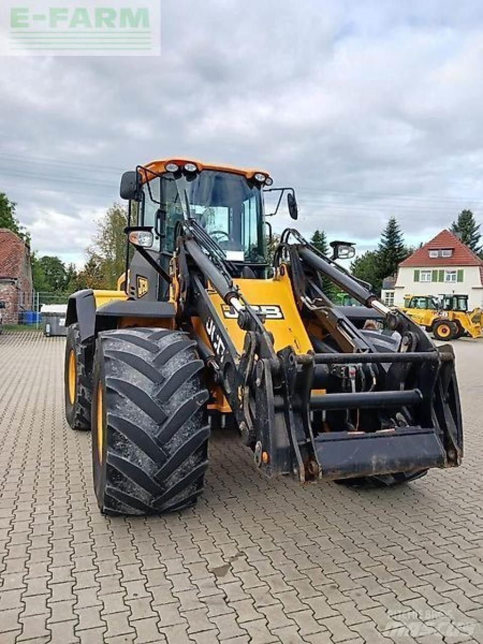 JCB 435 s agri Minigraafmachines < 7t