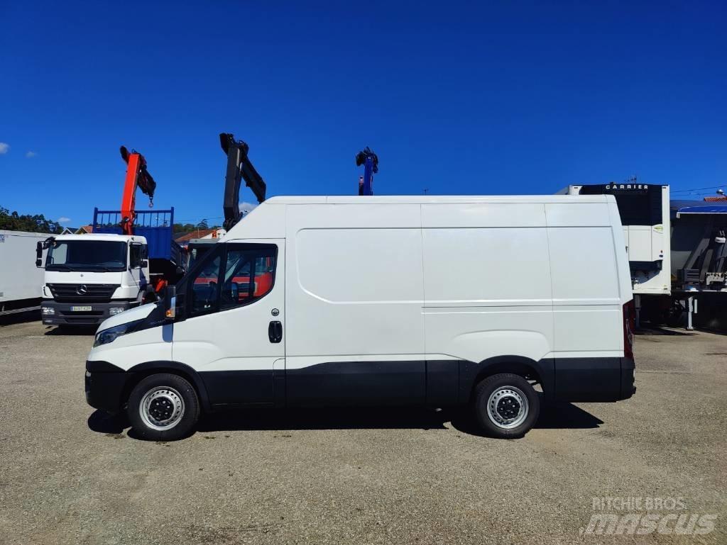 Iveco Daily 35 S 14 Gesloten bedrijfswagens