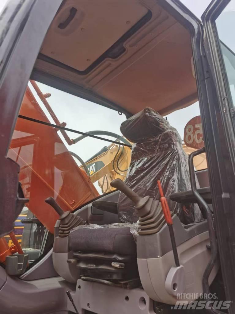 Hitachi ZX 210 Rupsgraafmachines