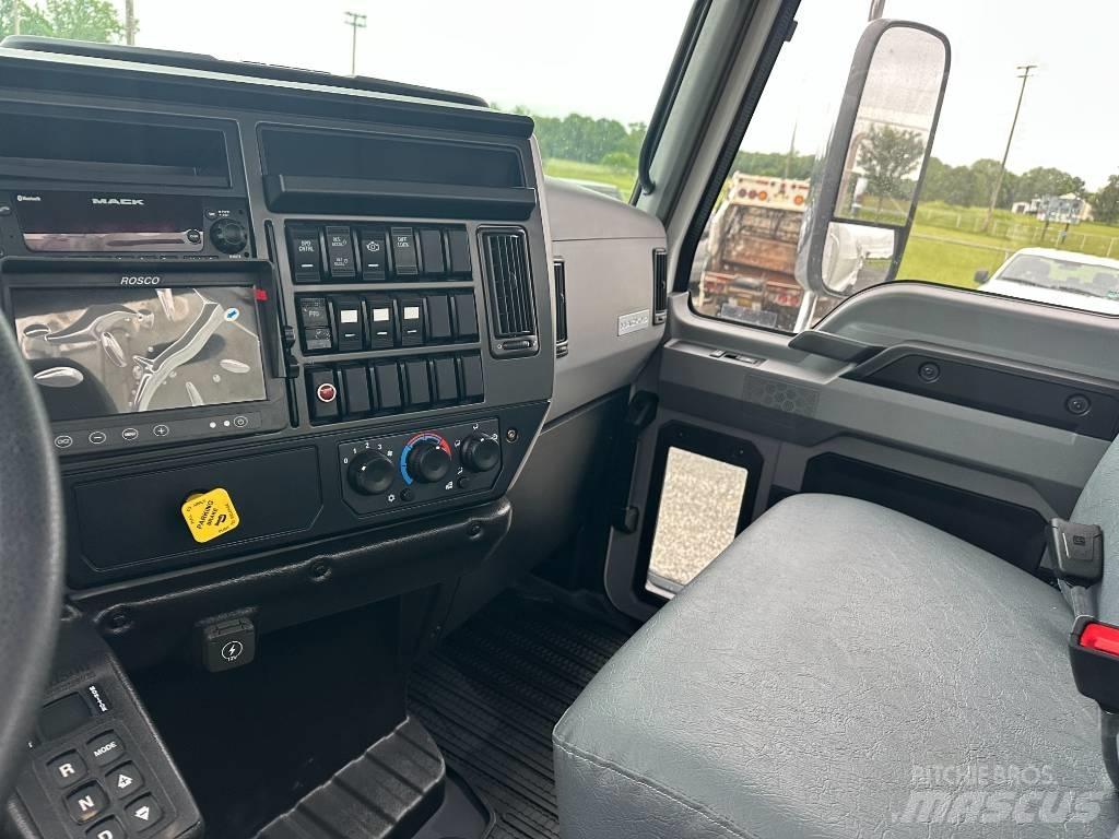 Mack MD7 Vuilniswagens