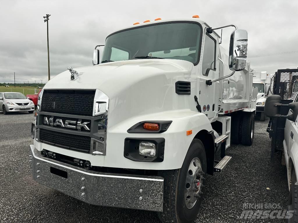 Mack MD7 Vuilniswagens