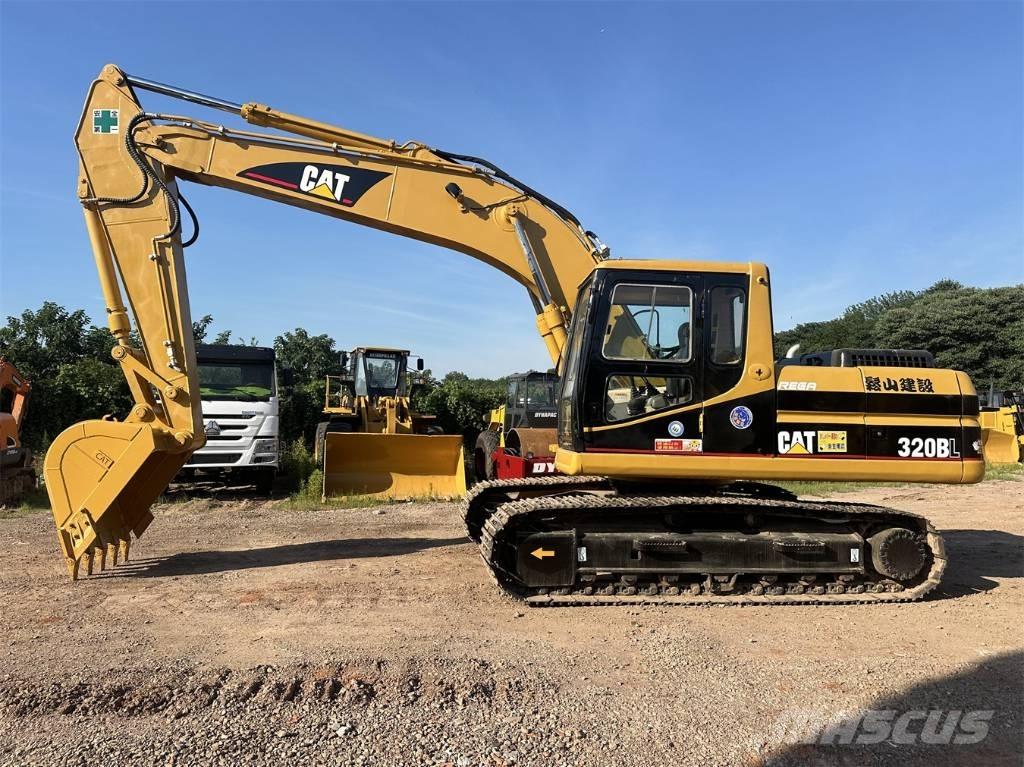 CAT 320 B L Rupsgraafmachines