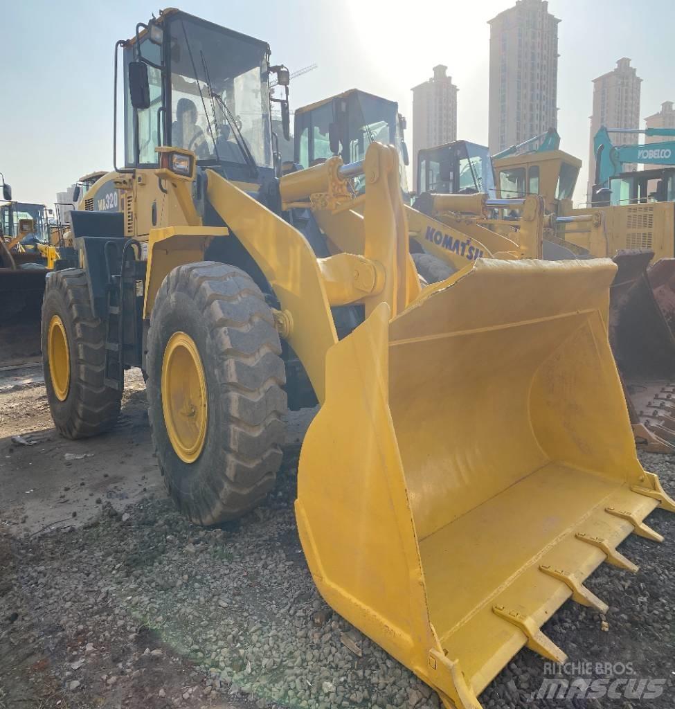 Komatsu WA 320-5 Wielladers