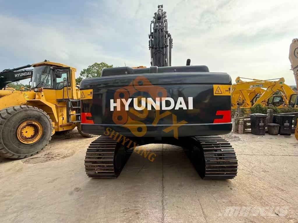 Hyundai R220-9s Rupsgraafmachines