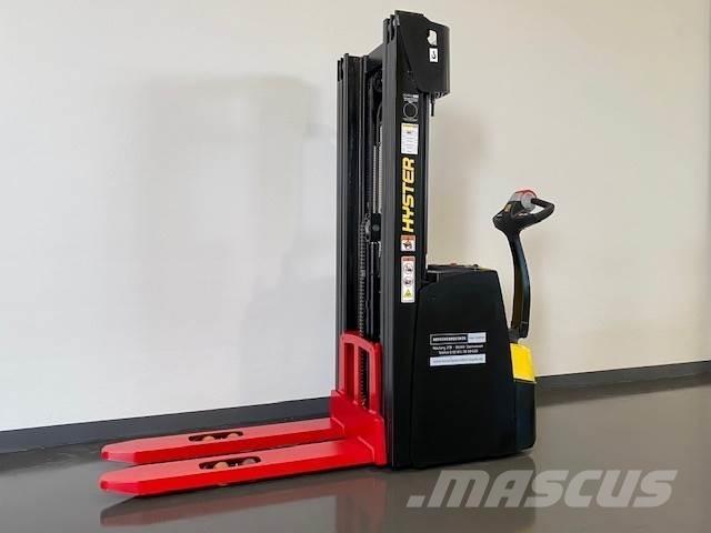 Hyster S1.6 Meeloop stapelaar