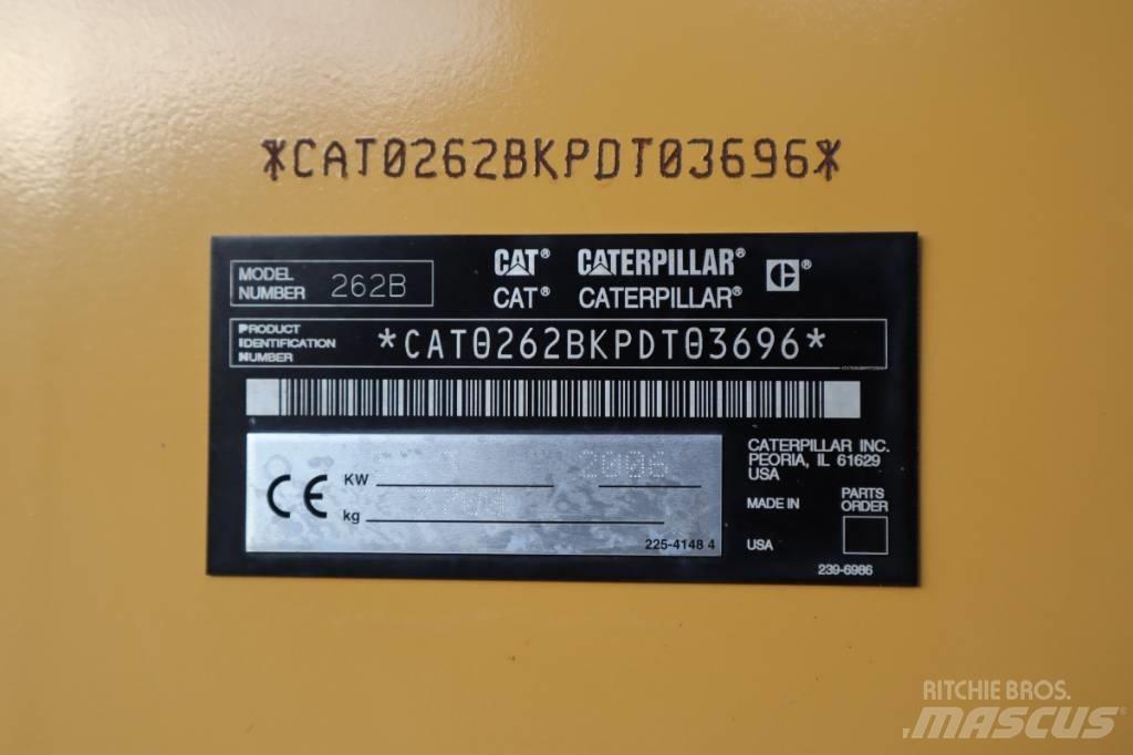 CAT 262B Miniladers