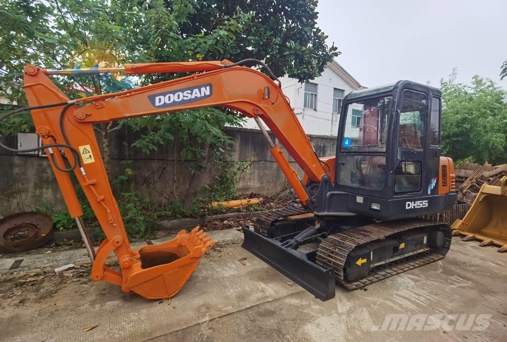 Doosan DH 55 Minigraafmachines < 7t