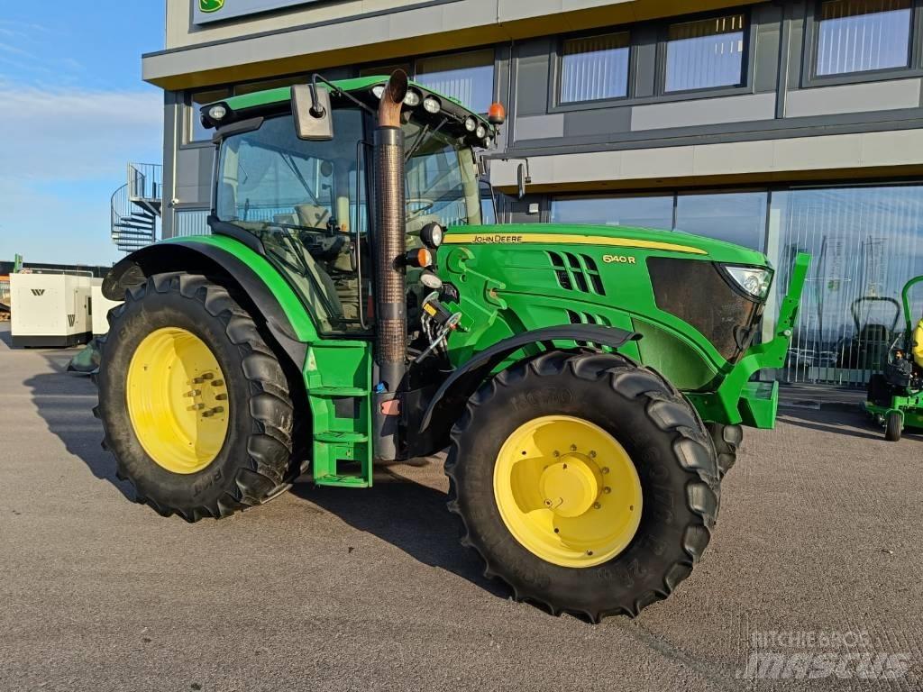 John Deere 6140 R Tractoren
