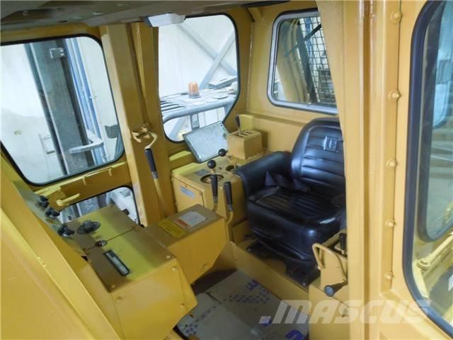 CAT D 7 G Rupsdozers