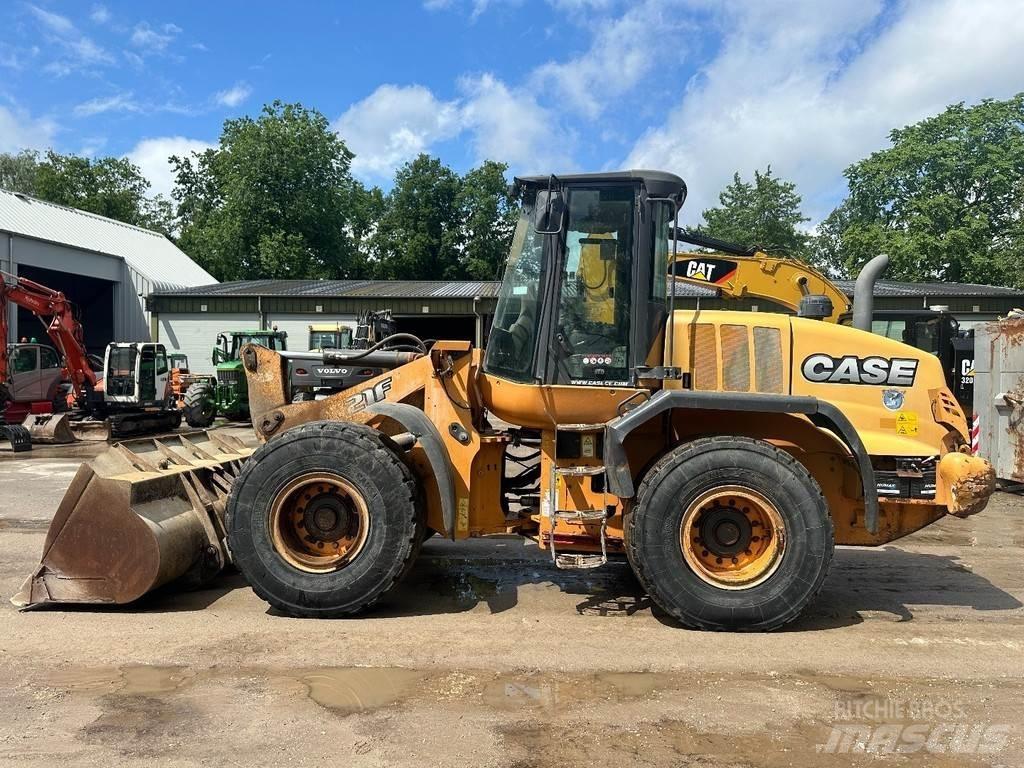 CASE 621 F Wielladers