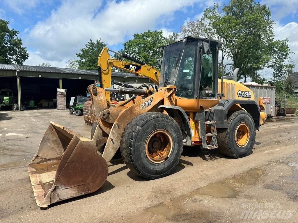 CASE 621 F Wielladers