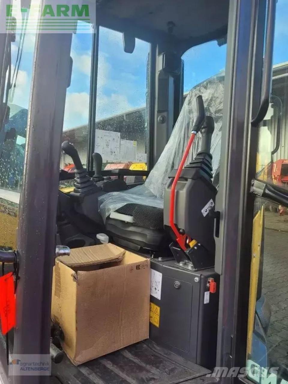 New Holland e55d Minigraafmachines < 7t