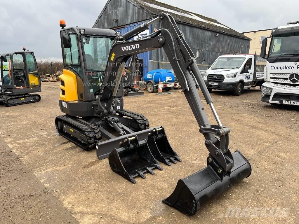Volvo EC 27 D Minigraafmachines < 7t