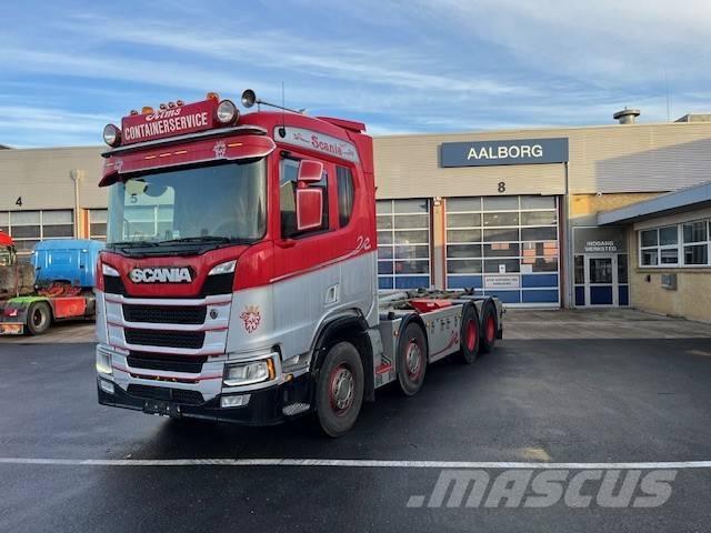 Scania R 500 Vrachtwagen met containersysteem
