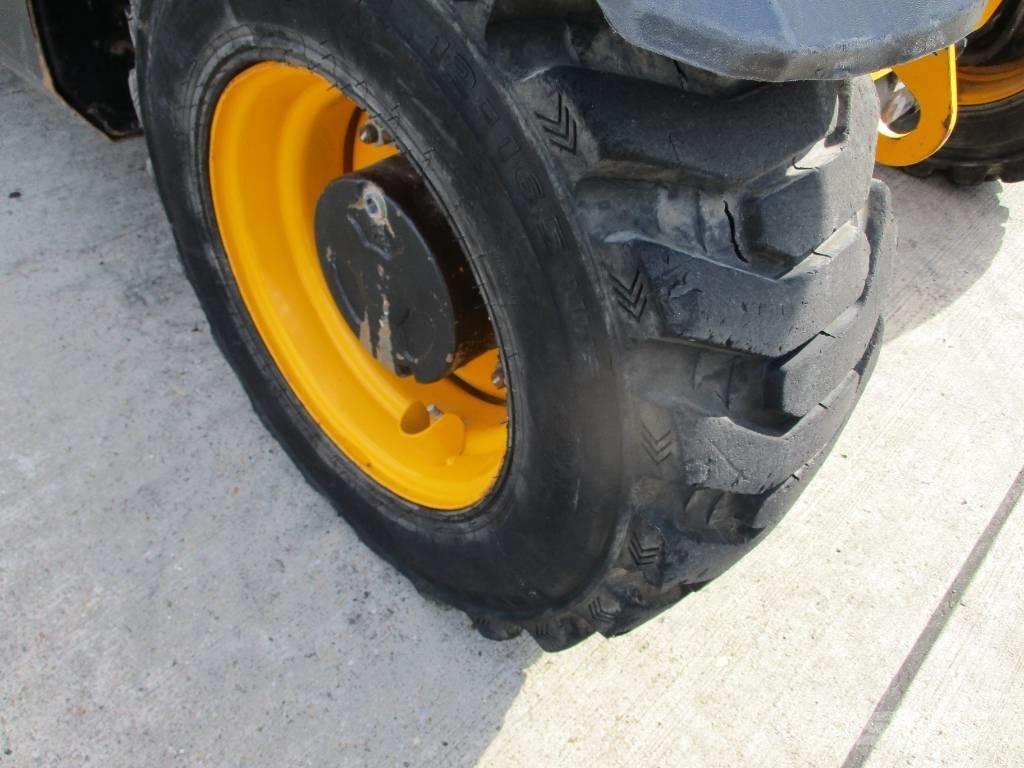 JCB 525-60 (404) Verreikers