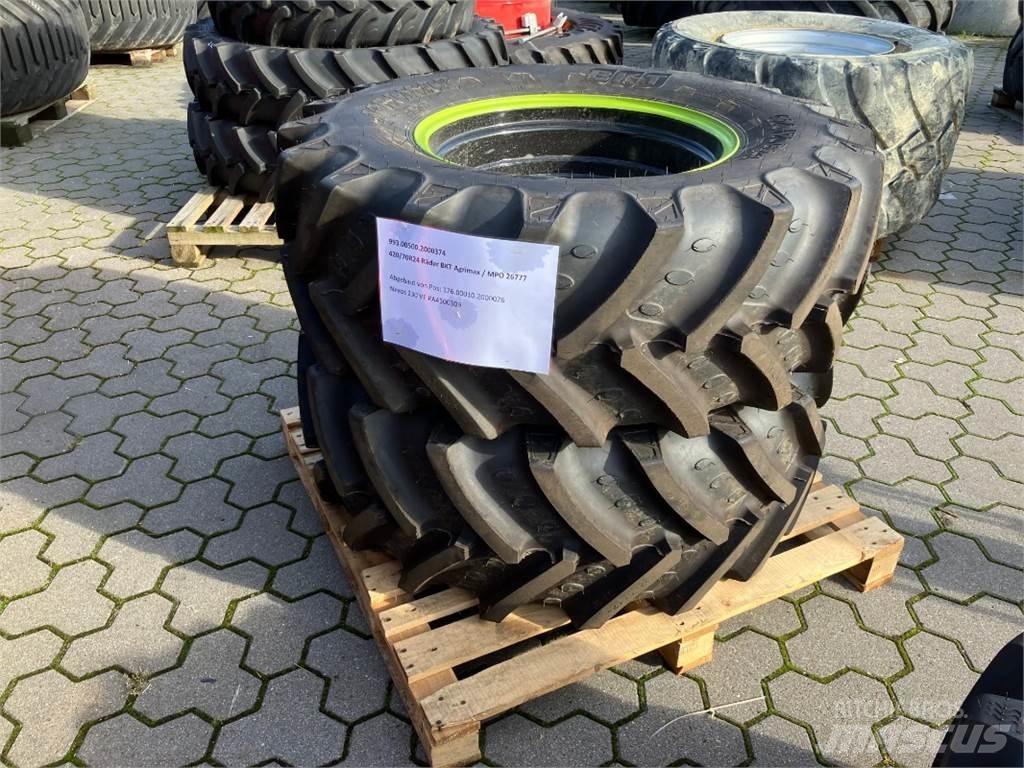 BKT 420/70R24 Banden, wielen en velgen