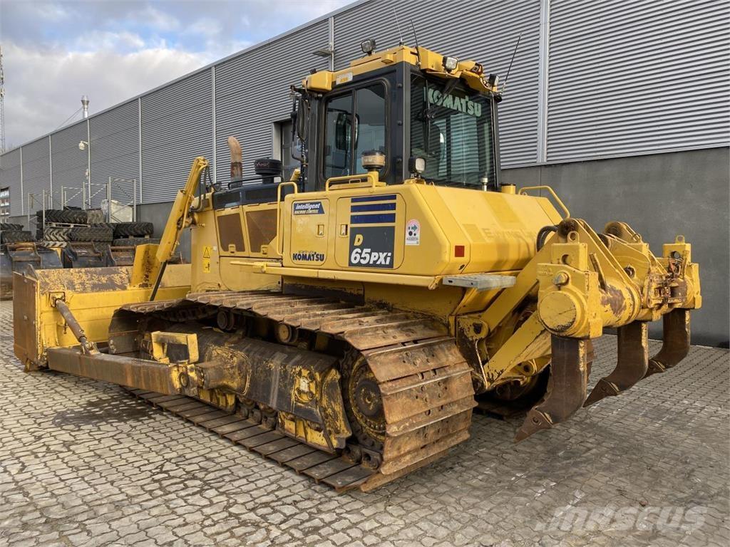 Komatsu D65PXI-18 Rupsdozers