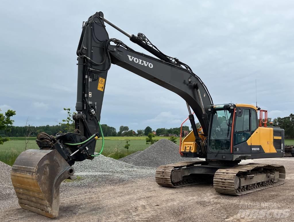 Volvo EC 220 E Rupsgraafmachines