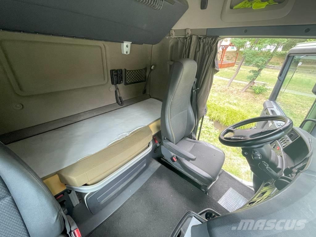 Scania R 490 Trekkers