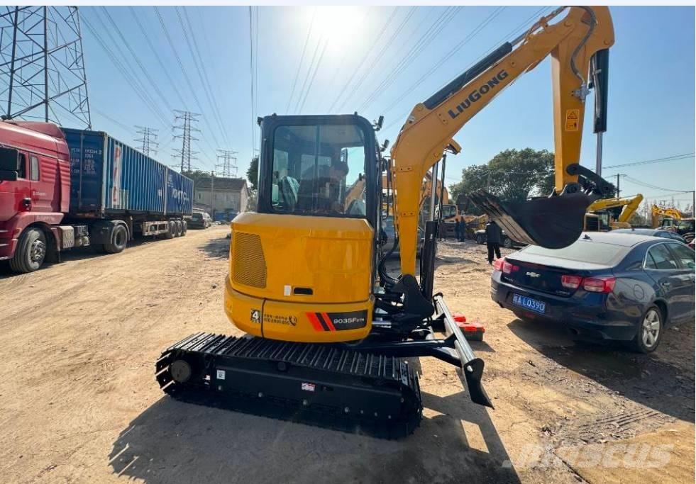 LiuGong 9035 F Rupsgraafmachines
