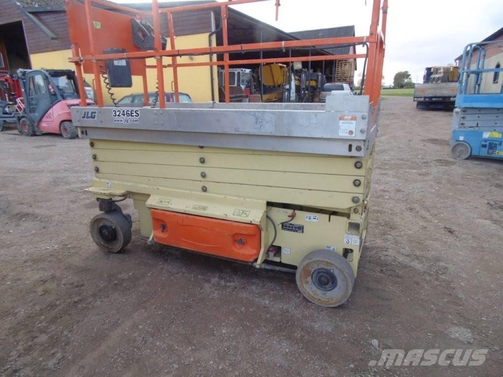 JLG 3245 ES Schaarhoogwerkers