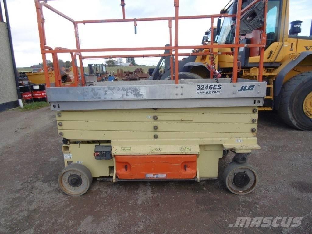 JLG 3245 ES Schaarhoogwerkers