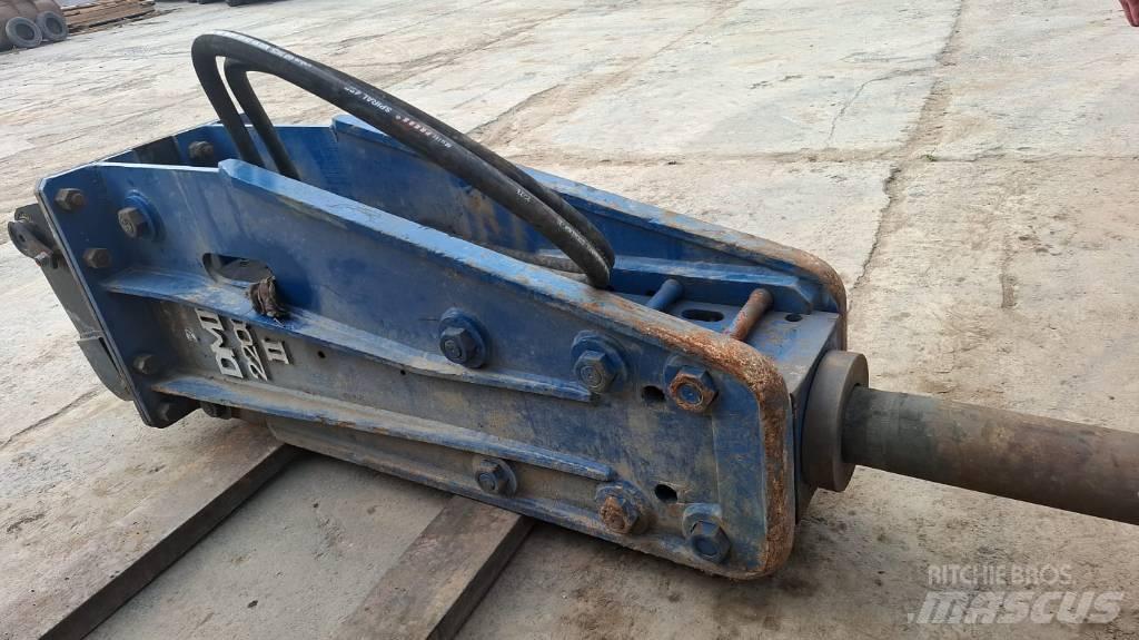 DMB 2200 Hamers en brekers