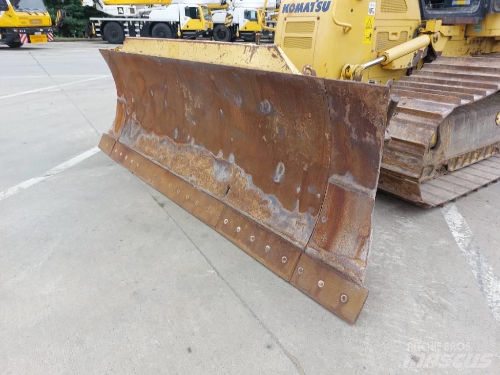 Komatsu D 61 PXi-23 Rupsdozers